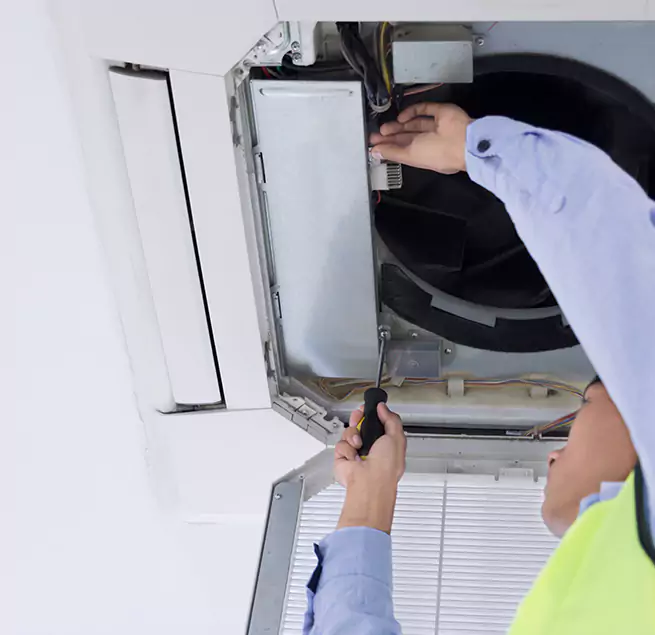 Why Homeowners & Businesses Trust Us in Quincy, IL?