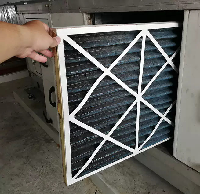 Why Homeowners & Businesses Trust Us Quincy, IL?